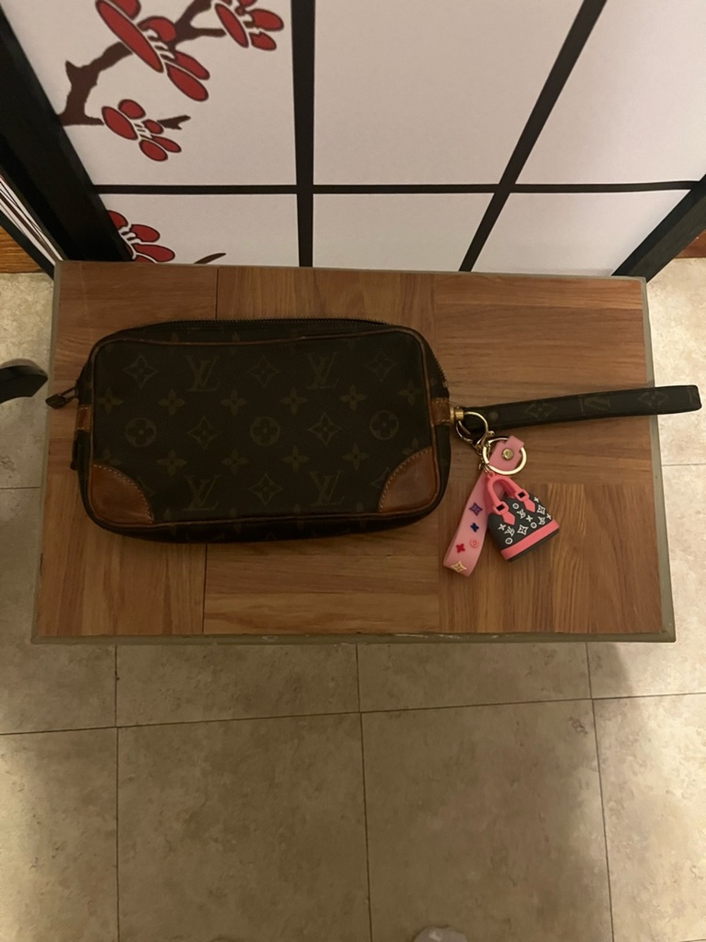 Louis Vuitton Brown Monogram Clutch with Pink Charm - Picture 3 of 13